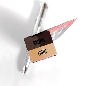 Benefit Makeup - Benefit Cosmetics Brow Contour Pro Brown/Light NWT Benefit Makeup - Benefit Cosmetics Brow Contour Pro Brown/Light NWT